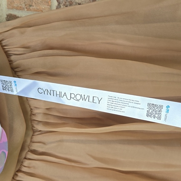 Cynthia Rowley Camel strapless organza dress with white 3D flower Size 6 - Picture 4 of 10